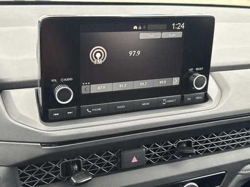 Certified 2025 Honda Accord LX image 24
