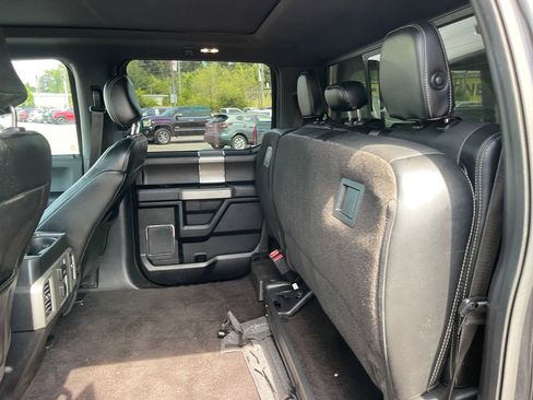 Used 2015 Ford F150 Lariat image 22