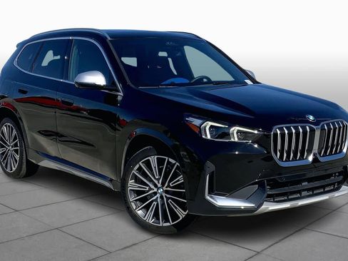 Used 2023 BMW X1 xDrive28i w/ Premium Package image 2