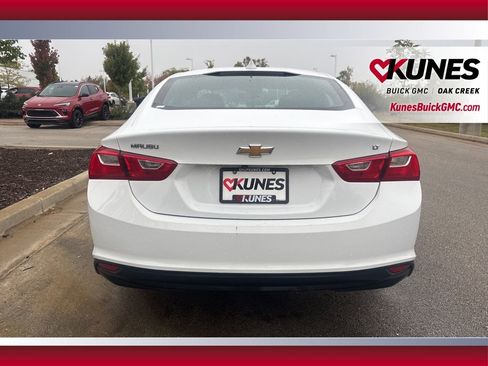 Used 2023 Chevrolet Malibu LT image 5
