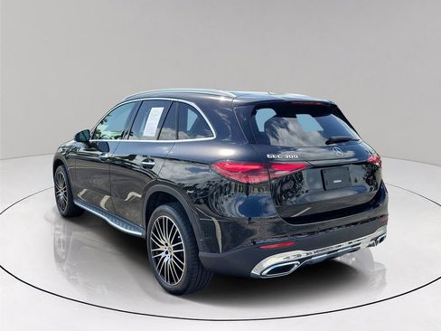 Certified 2025 Mercedes-Benz GLC 300 image 3