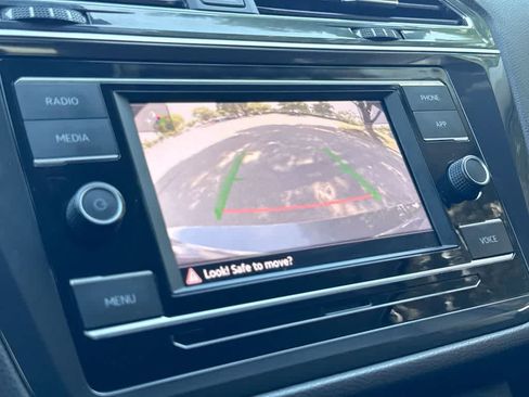 Certified 2023 Volkswagen Tiguan S FWD image 18