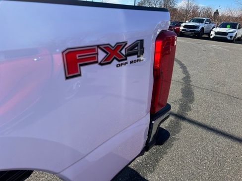 New 2024 Ford F350 XLT w/ FX4 Off-Road Package image 20