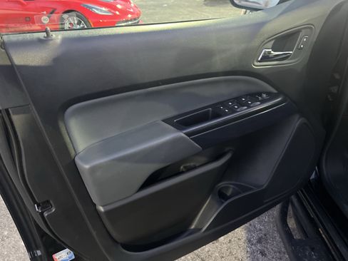 Used 2019 Chevrolet Colorado Z71 image 8