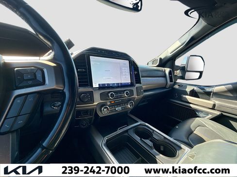 Used 2022 Ford F350 Platinum w/ Tremor Off-Road Package image 25