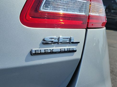 Used 2018 Ford Taurus SEL w/ Equipment Group 201A FWD image 7