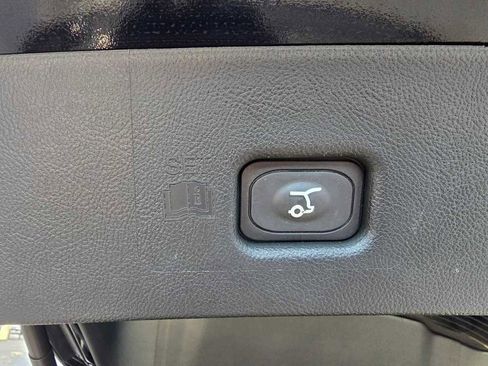 Used 2022 Lincoln Nautilus Reserve w/ Equipment Group 201A image 35