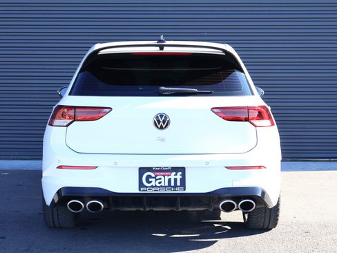 Used 2023 Volkswagen Golf R 2.0T image 6