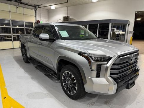 Used 2023 Toyota Tundra Limited AWD/4WD image 3
