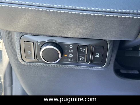 New 2026 Ford Mustang Mach-E Premium image 21