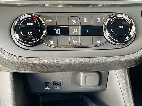 New 2026 Buick Envista Sport Touring w/ Convenience I Package FWD image 11