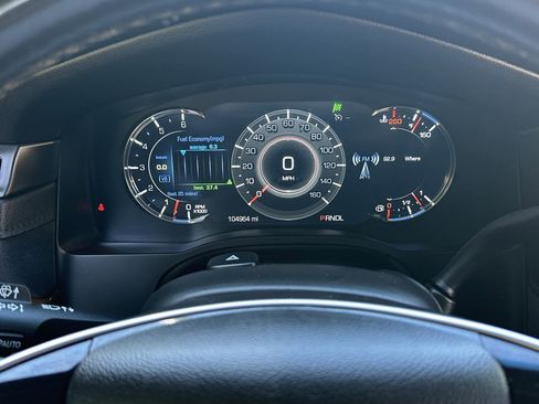 Used 2019 Cadillac Escalade ESV Luxury AWD/4WD image 15