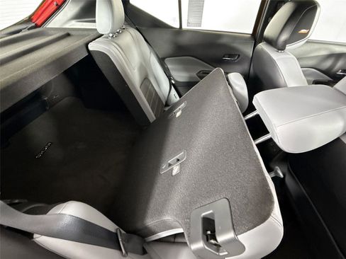 Used 2023 Nissan Kicks SR w/ SR Premium Package image 37