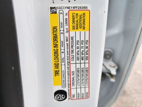 Used 2023 Chevrolet Silverado 2500 LT w/ Convenience Package image 20