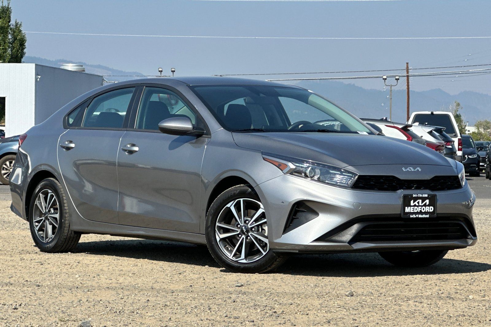 Used 2024 Kia Forte LXS FWD image 2