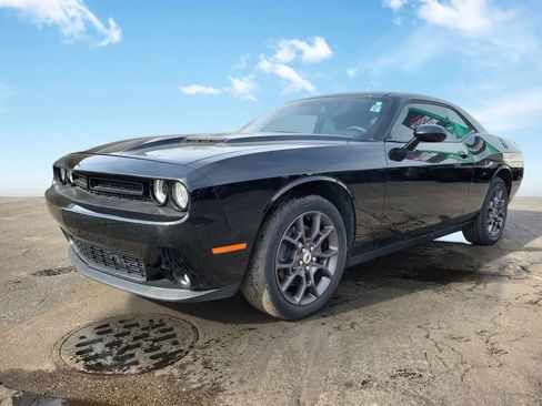 Used 2018 Dodge Challenger GT w/ Driver Convenience Group AWD/4WD image 2
