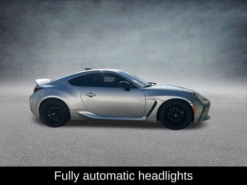 Used 2022 Toyota GR86 Premium w/ ALL Weather Mat Package (TMS) RWD image 7