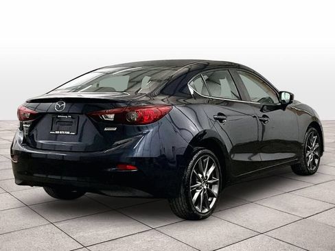 Used 2018 MAZDA MAZDA3 Touring FWD image 11