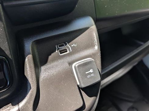 Used 2023 RAM ProMaster 2500 FWD image 25