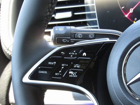 New 2025 Mercedes-Benz GLS 450 4MATIC image 29