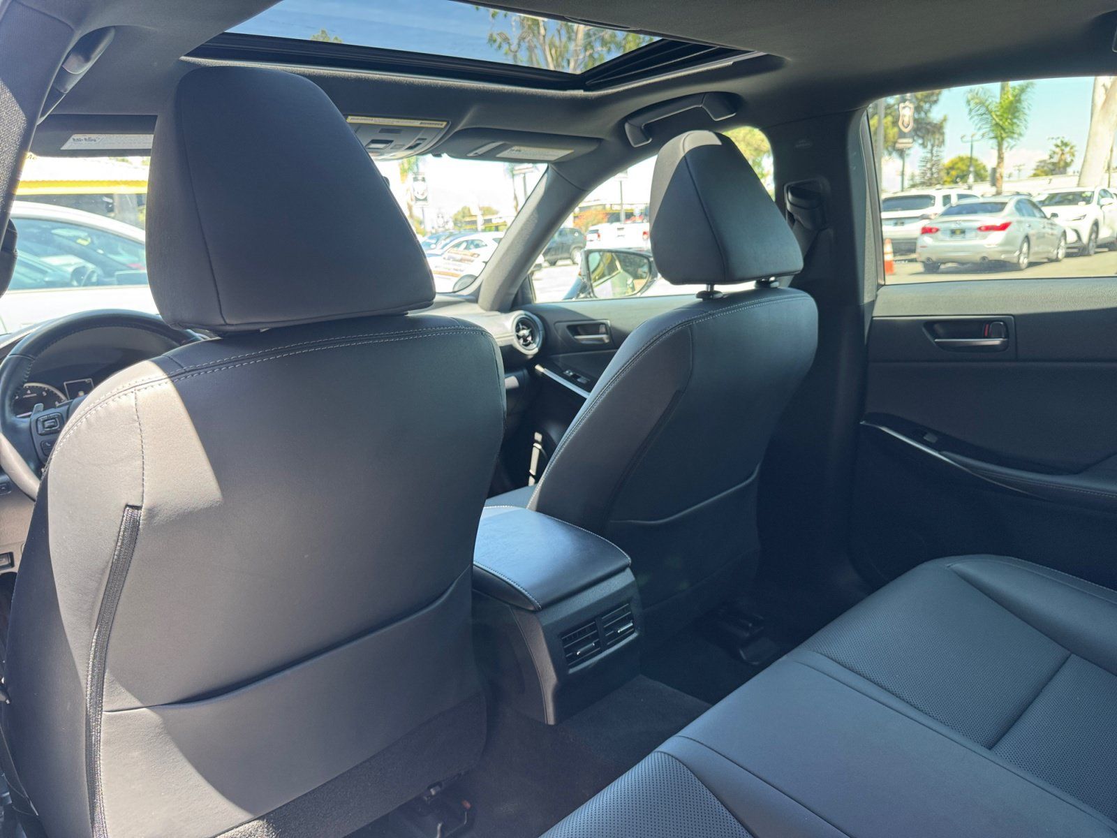 Used 2023 Lexus IS 300 w/ Comfort Package RWD image 17