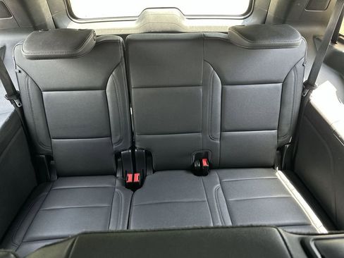 Used 2023 Chevrolet Tahoe LT RWD image 19