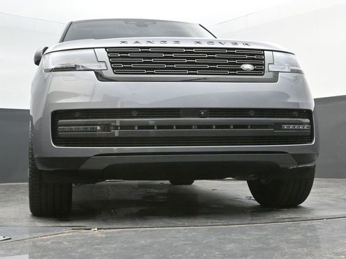 New 2025 Land Rover Range Rover Long Wheelbase SE image 34