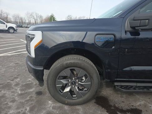 Used 2025 Ford F150 Lightning Flash image 15