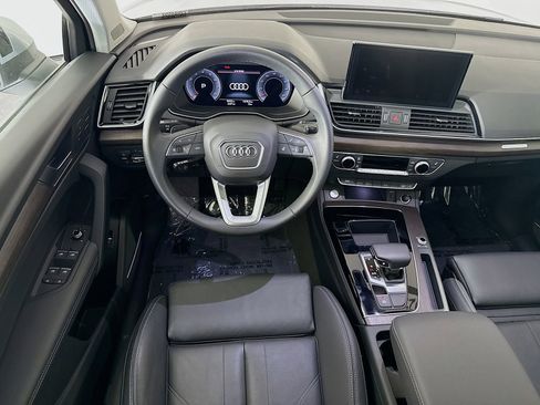 Certified 2025 Audi Q5 2.0T Premium Plus w/ Premium Plus Package image 24