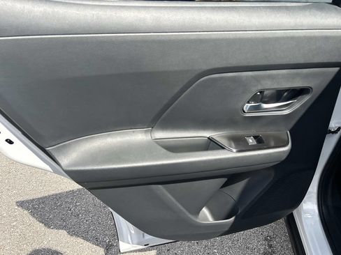 New 2026 Nissan Kicks SR w/ SR Premium Package FWD image 20