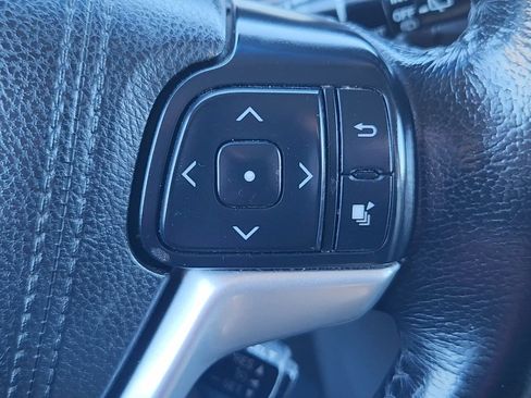 Used 2016 Toyota Sienna XLE image 13