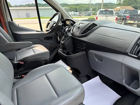 Used 2017 Ford Transit 250 148 Low Roof RWD image 38