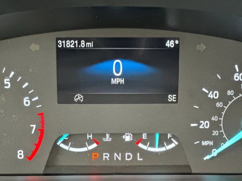 Certified 2022 Ford Escape SE w/ SE Sport Appearance Package image 28