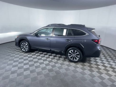 Used 2023 Subaru Outback Limited XT image 6