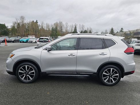 Used 2018 Nissan Rogue SL w/ Premium Package image 8
