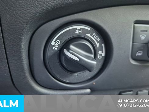 Used 2023 Nissan Frontier PRO-4X w/ Pro Convenience Package image 29