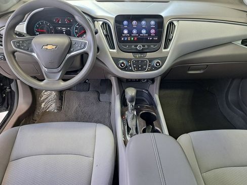 Used 2022 Chevrolet Malibu LT image 27