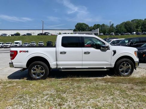 Used 2023 Ford F150 Lariat w/ Max Trailer Tow Package AWD/4WD image 9