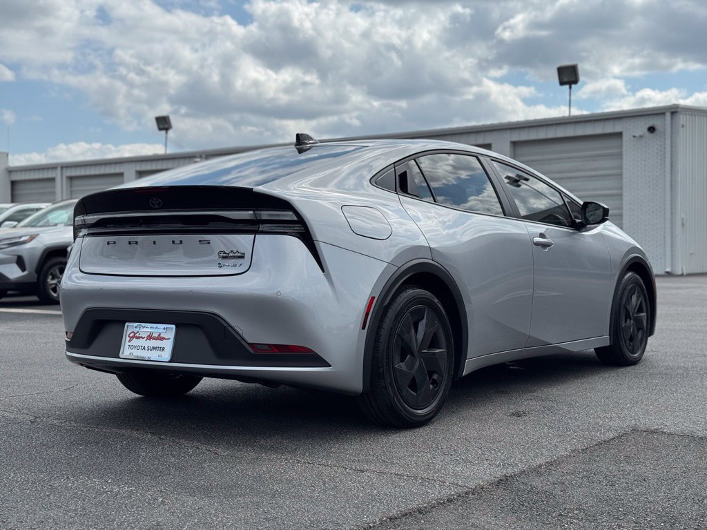 New 2026 Toyota Prius Plug-In Hybrid FWD image 11