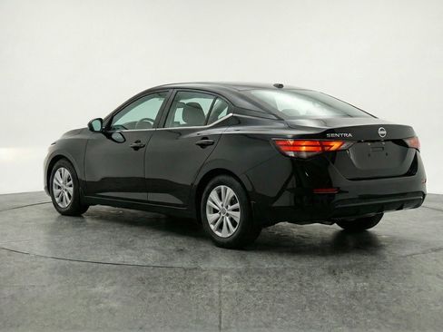 Used 2025 Nissan Sentra S FWD image 6