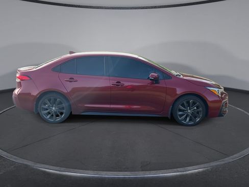 Used 2024 Toyota Corolla SE FWD image 9