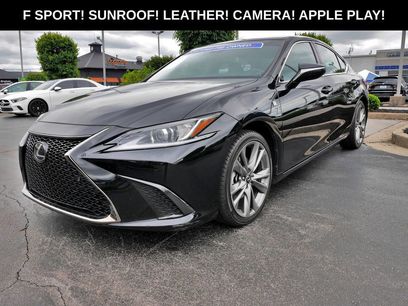 Used 2019 Lexus ES 350 F Sport w/ Accessory Package 2