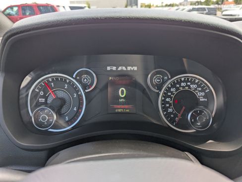 Used 2024 RAM 3500 Tradesman w/ Chrome Appearance Group AWD/4WD image 17