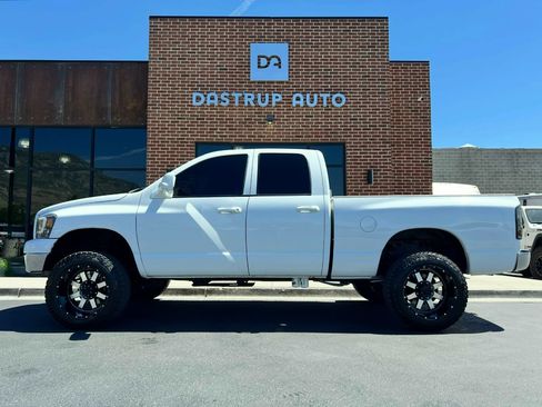 Used 2006 Dodge Ram 2500 Truck SLT w/ Quad Cab Big Horn Value Group AWD/4WD image 3