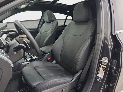 Certified 2025 BMW X4 xDrive30i AWD/4WD image 12