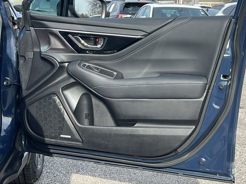 Used 2023 Subaru Outback Limited image 11