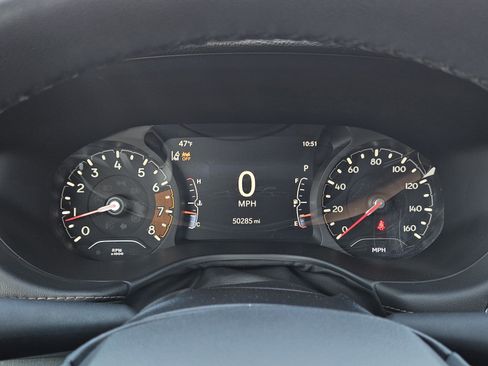 Used 2023 Jeep Compass Limited image 24