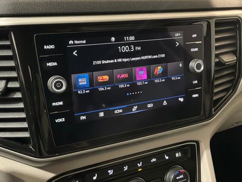 Used 2022 Volkswagen Atlas SE w/ Panoramic Sunroof Package AWD/4WD image 4