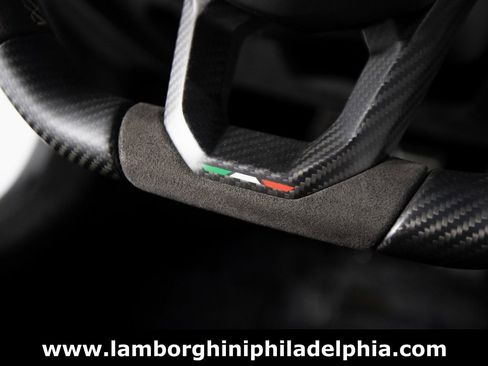 Used 2024 Lamborghini Revuelto AWD/4WD image 20