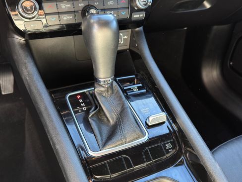 Used 2022 Jeep Compass Limited image 20